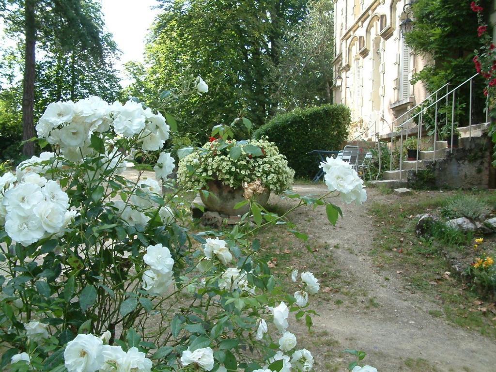 Chateau Du Beugnon Bed & Breakfast Tigné Exterior foto